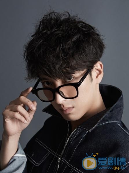 特化師王霄是誰演的?王霄扮演者應昊茗個人資料、寫真及生活照欣賞