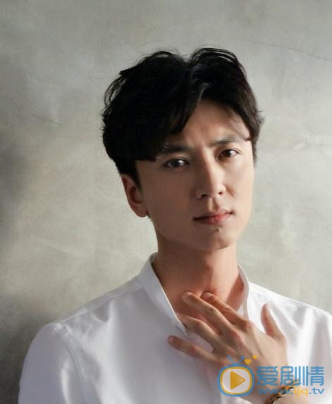 醉玲瓏元灝是誰演的？醉玲瓏元灝扮演者高一清個人資料、寫真及生活照欣賞