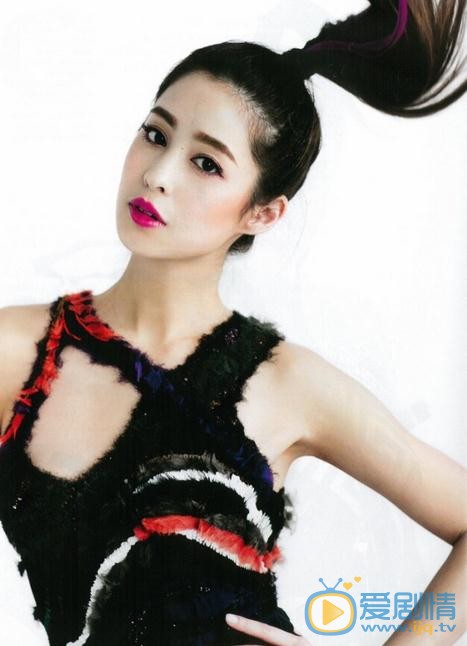 一路繁花相送紀若櫟是誰扮演的？紀若櫟扮演者莫允雯個人資料、寫真及生活照欣賞