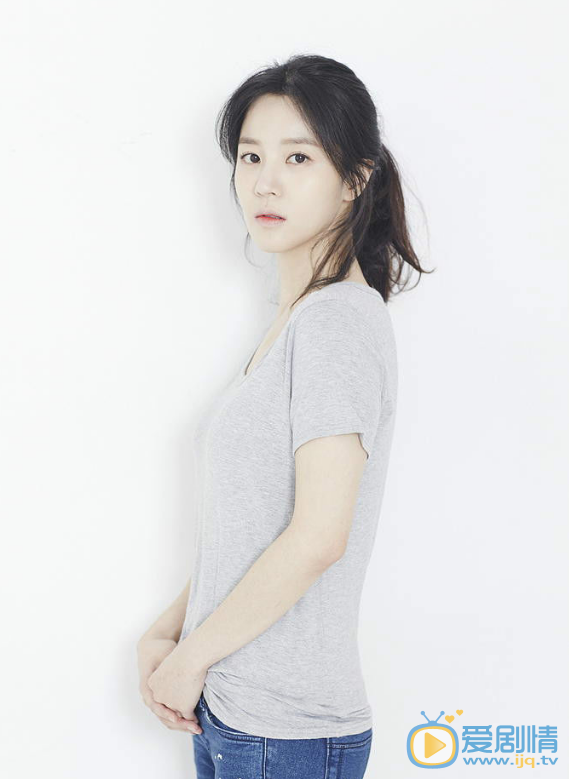 孫星允個人資料簡介 孫星允清純圖片寫真