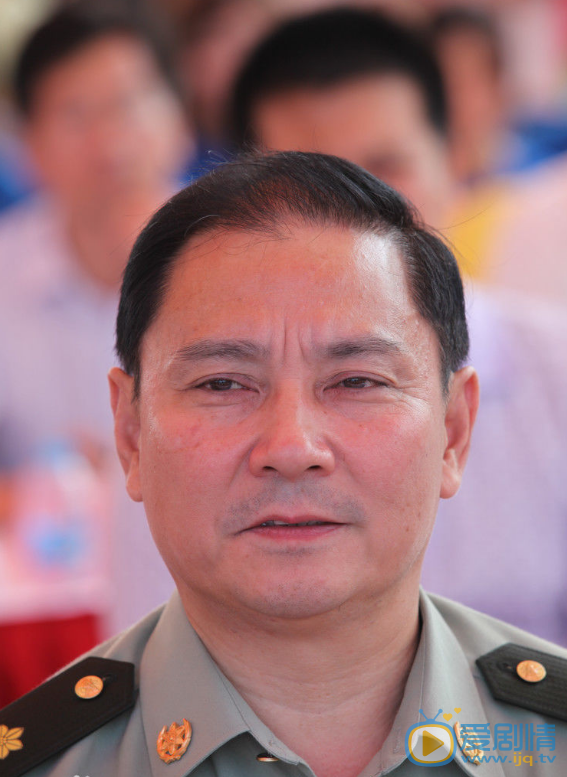 盧奇個人資料簡介 盧奇演藝經歷  盧奇鄧小平圖片