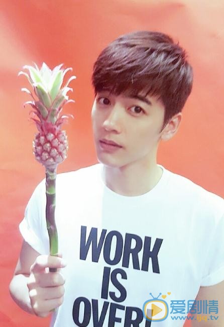 鳳囚凰花錯是誰演的？花錯扮演者李宗霖個人資料、寫真及生活照欣賞