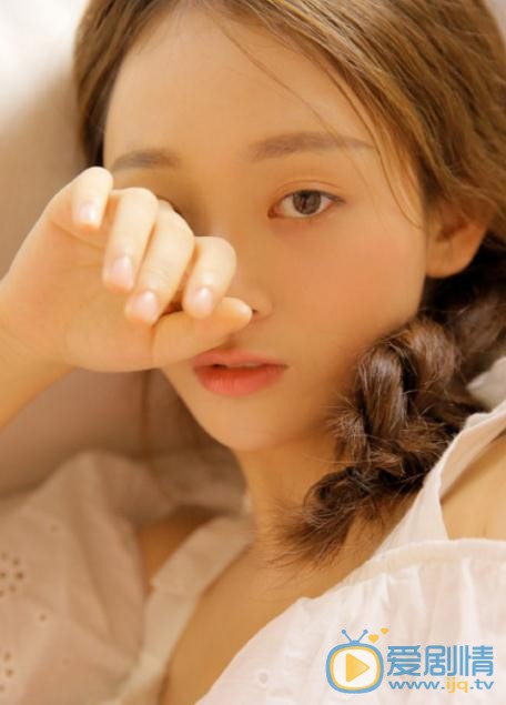 葉麗娜個人資料簡介 葉麗娜寫真