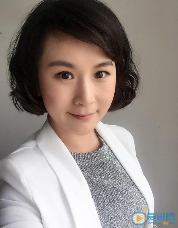  國民大生活趙燕是誰演的？趙燕扮演者洛葳個人資料及生活寫真照欣賞