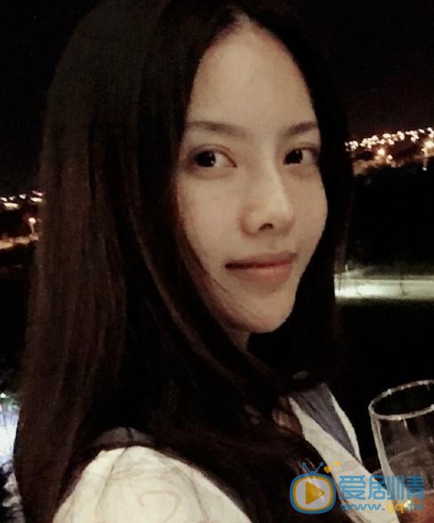 繭鎮奇緣黃夢清是誰演的?黃夢清扮演者張芷溪個人資料、寫真及生活照欣賞