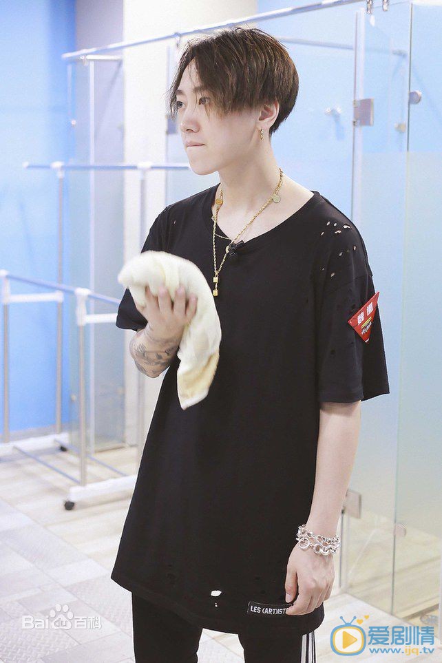 魏巡個人資料簡介 魏巡生活照