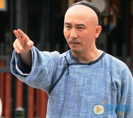 糊塗縣令鄭板橋劇情介紹