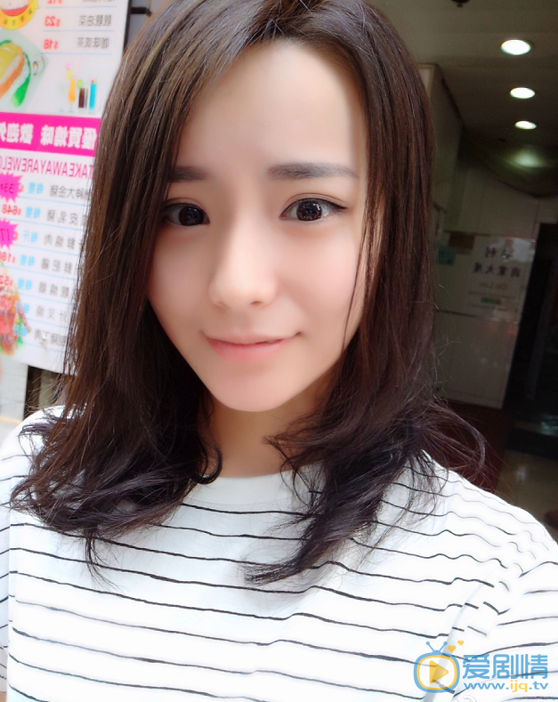 繁星四月閔四月是誰演的?閔四月扮演者左航個人資料及寫真生活照欣賞