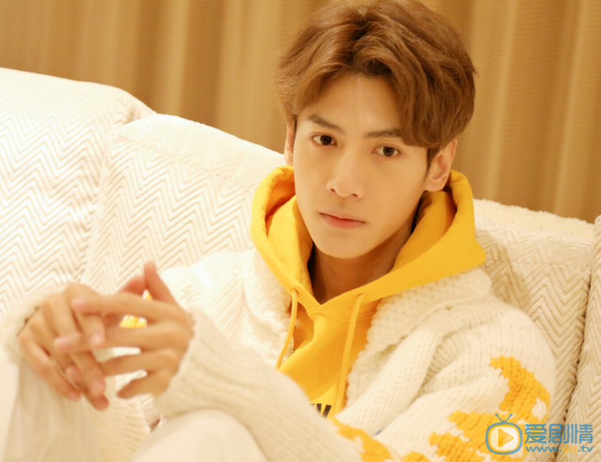  上古情歌宣陽知若是誰演的？宣陽知若扮演者羅雲熙個人資料及寫真照欣賞