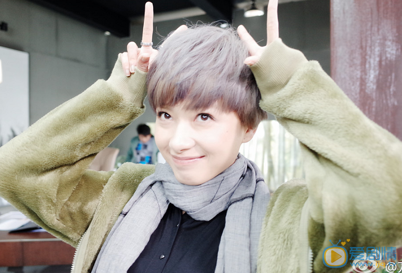 獵場熊青春是誰演的?熊青春扮演者萬茜個人資料及寫真生活照欣賞