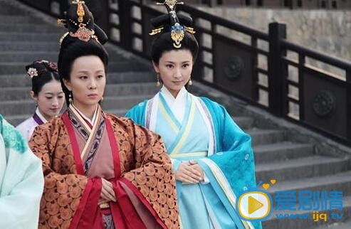 羋月傳是誰絆了樊少使一腳？樊少使死了嗎？