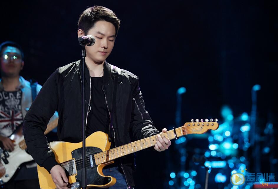 梁博參加《歌手》節目 梁博個人資料介紹