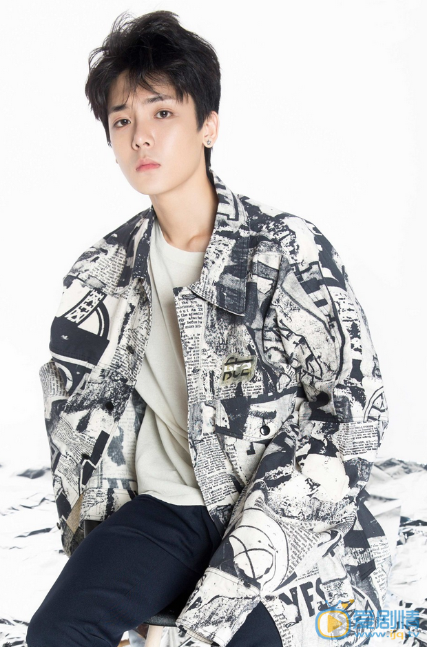 侯明昊個人資料簡介 侯明昊個人經歷及家庭背景介紹 侯明昊圖片生活照