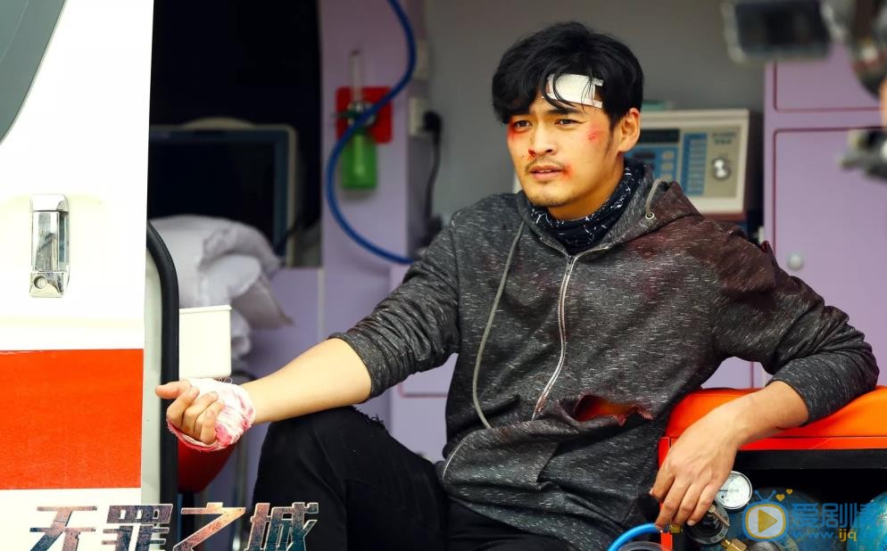 王泊文個人資料簡介 王泊文參演電影無罪之城劇照