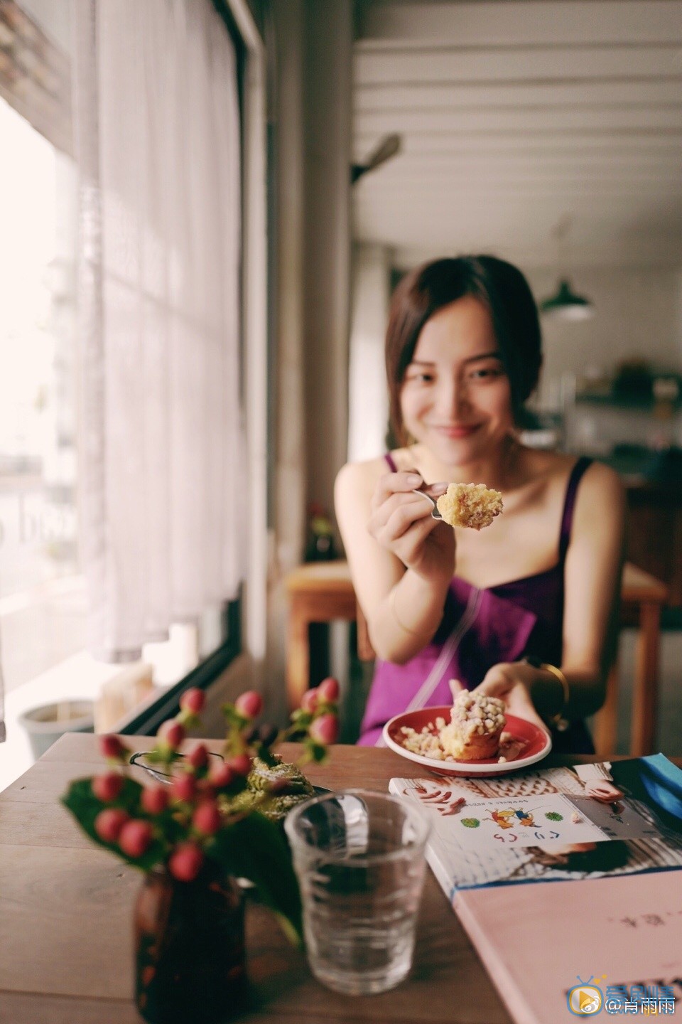 職場是個技術活沈志澤女友小雨扮演者肖雨雨照片欣賞