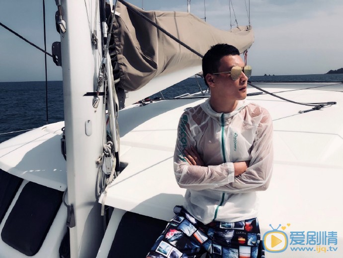 吳險峰個人資料簡介 吳險峰個人經歷 吳險峰寫真圖片