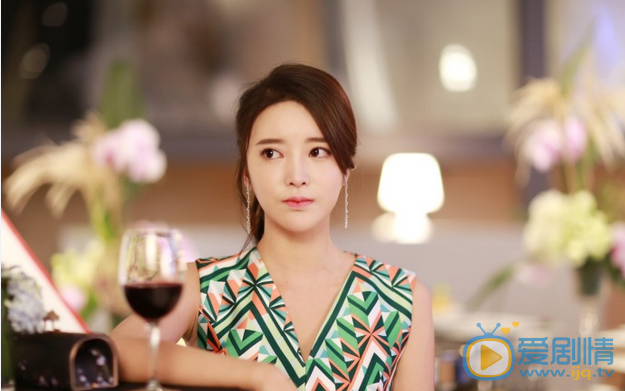  一粒紅塵第13、14集預告 葉昭覺因母親去世和簡晨燁分手  林薇薇處處針對葉昭覺