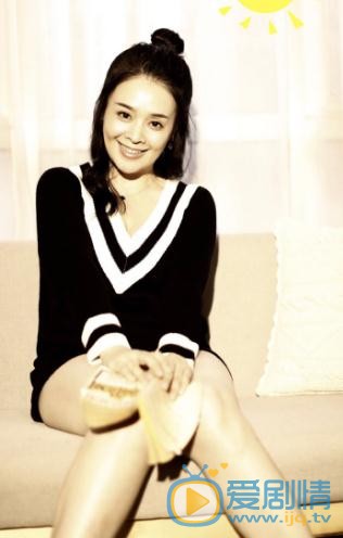 戀愛先生羅玥的母親劉珍珍是誰扮演的？羅玥的母親劉珍珍扮演者崔奕個人資料、寫真及生活照欣賞