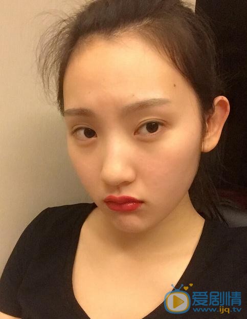 雙世寵妃鏡心是誰扮演的？雙世寵妃鏡心扮演者孫藝寧個人資料、寫真及生活照欣賞