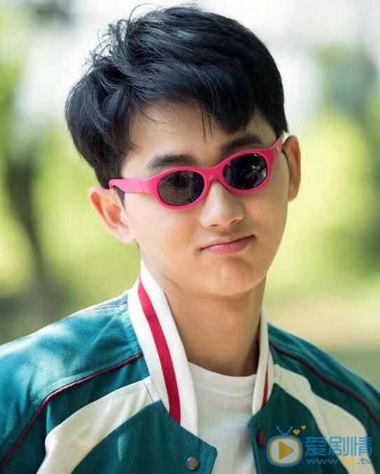 孫寧個人資料簡介 孫寧《致我們單純的小美好》劇照