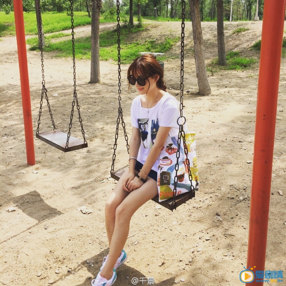 劉海戲金蟾迷迭扮演者千景生活照欣賞