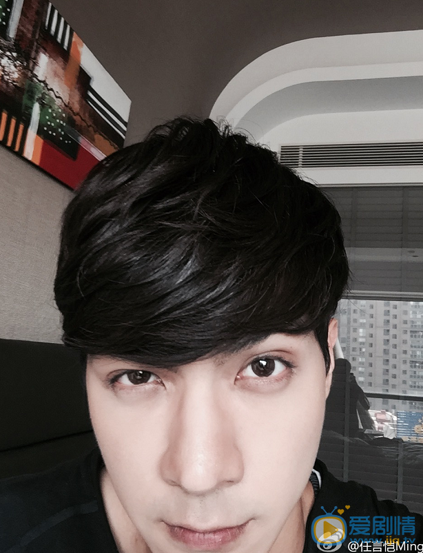  繁星四月傅夏是誰演的？傅夏扮演者任言愷個人資料及生活寫真照欣賞