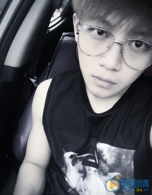 如果愛李子銘是誰扮演的?如果愛李子銘扮演著侯雪龍個人資料、寫真生活照