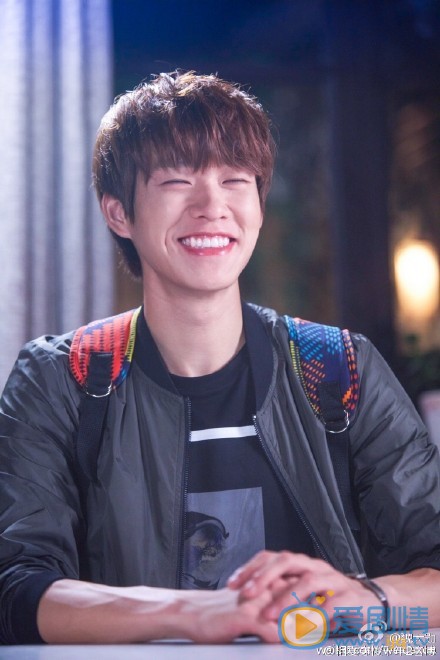 相愛穿梭千年2孫祺龍在夜店喝的天價紅酒是什麼牌子？羅曼尼康帝介紹