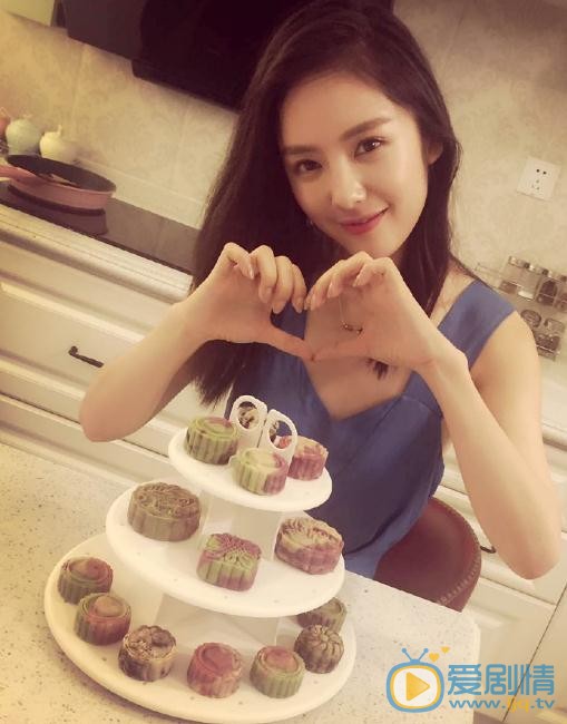 柒個我白欣欣是誰演的？柒個我白欣欣個人資料、寫真及生活照欣賞