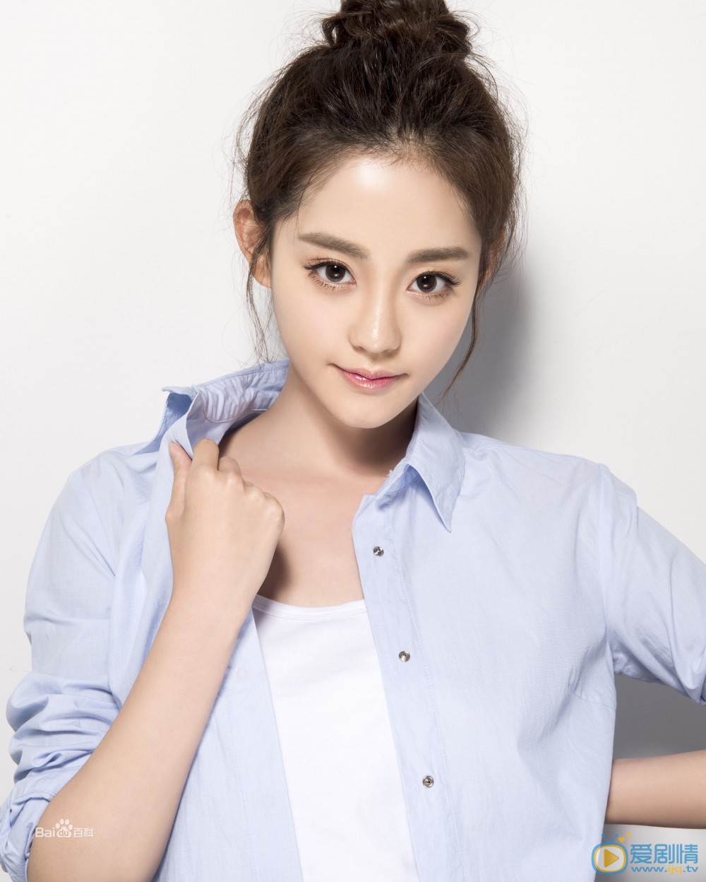 談判官商碧晨扮演者祝緒丹寫真生活照