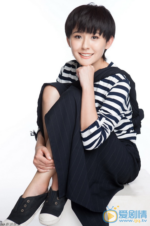 熱依扎個人資料簡介 熱依扎圖片生活照 熱依扎個人經歷及家庭背景介紹