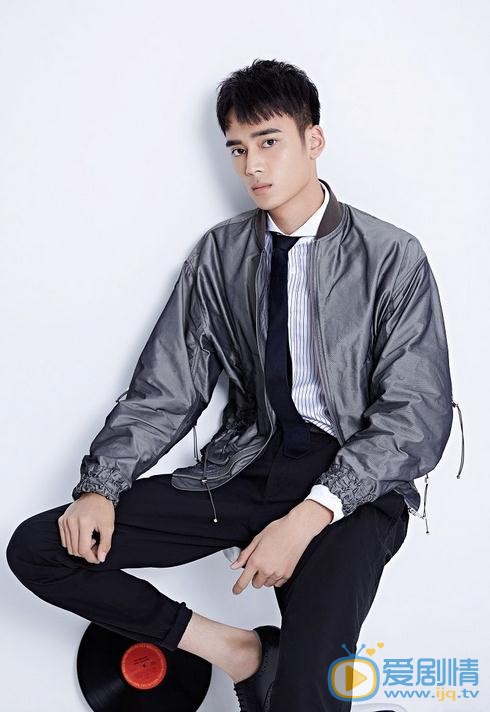 電視劇走火譚陽是誰演的？譚陽扮演者高旻睿個人資料、寫真及生活照欣賞