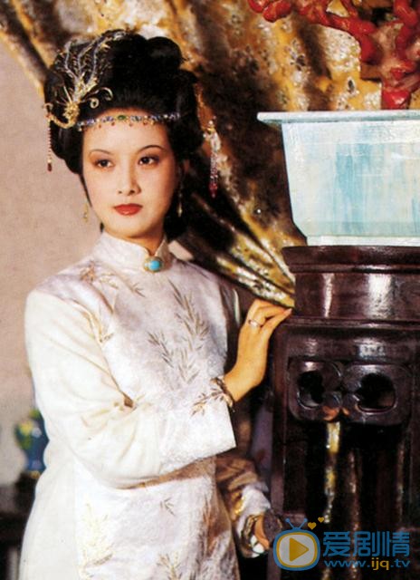 鄧婕個人資料簡介 鄧婕《紅樓夢》寫真