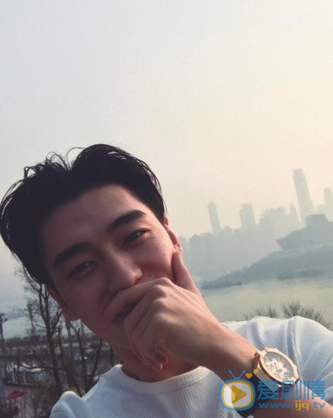 路從今夜白遲濮是誰演的？路從今夜白遲濮扮演者張鈞然個人資料、寫真及生活照欣賞