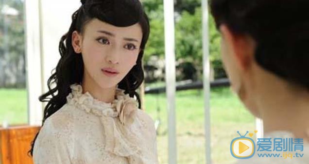 吳謹言整容了嗎？吳謹言整容前後照片對比