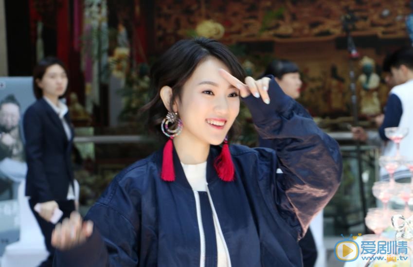 急診科醫生劉苗扮演者孫藝寧圖片