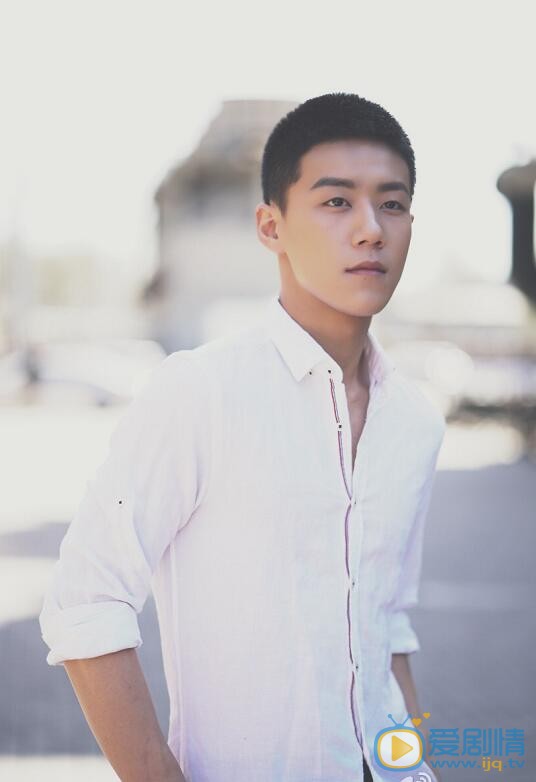  周澄奧個人資料簡介  周澄奧個人經歷家庭背景介紹 周澄奧寫真圖片照