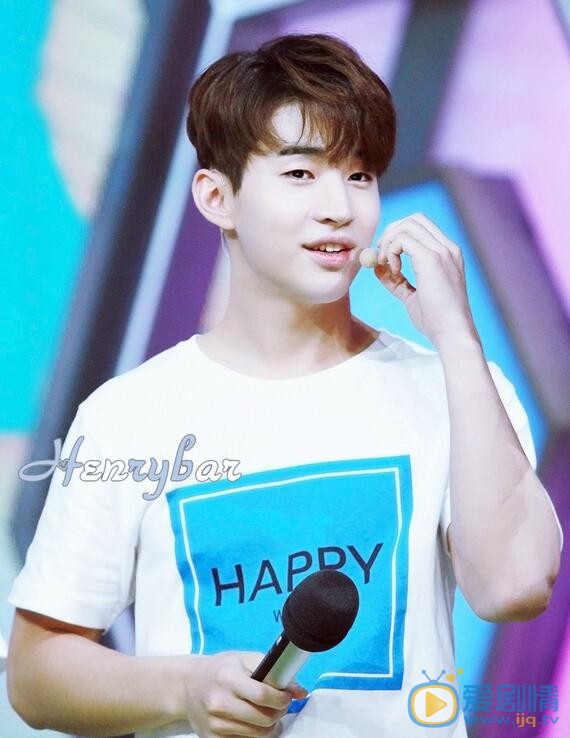 劉憲華寫真 劉憲華個人經歷及家庭背景介紹