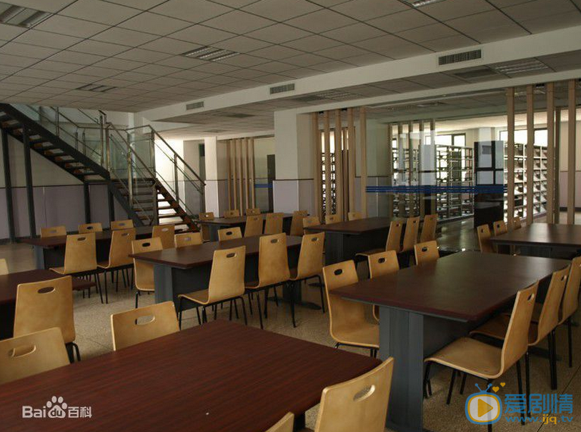 天津十四中學餐廳