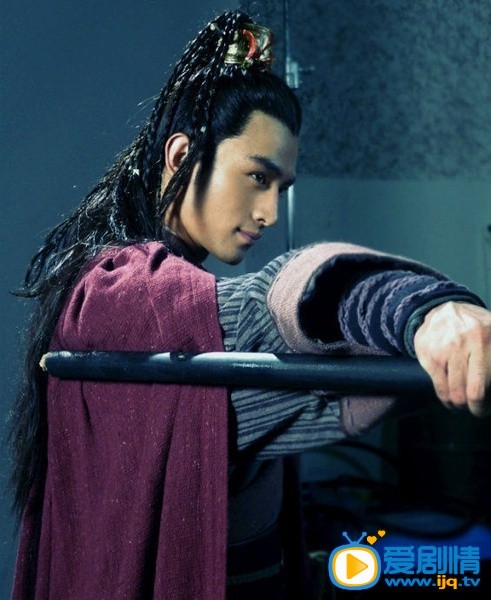 天目瞳扮演者張曉晨古裝照欣賞