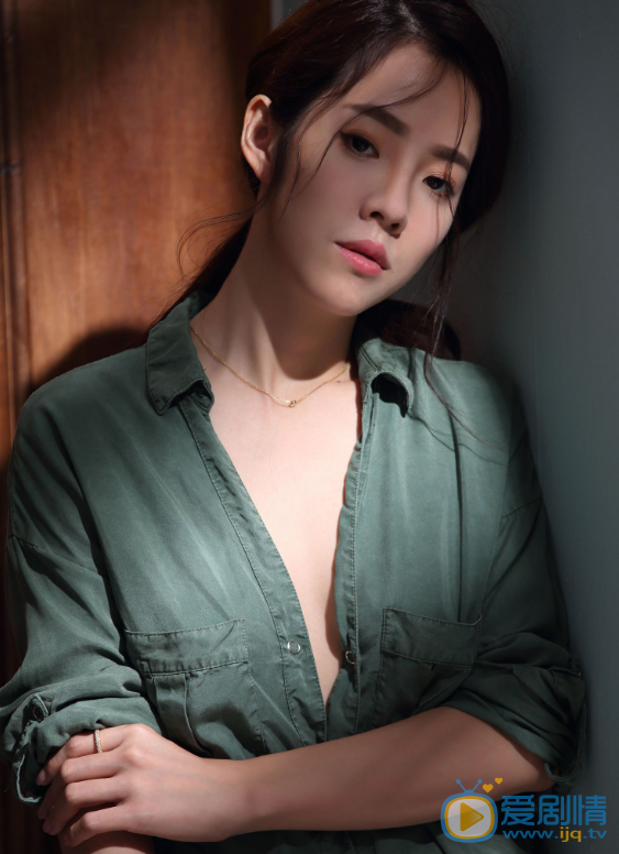 周俐葳個人資料簡介 周俐葳演藝經歷 周俐葳文藝寫真圖片