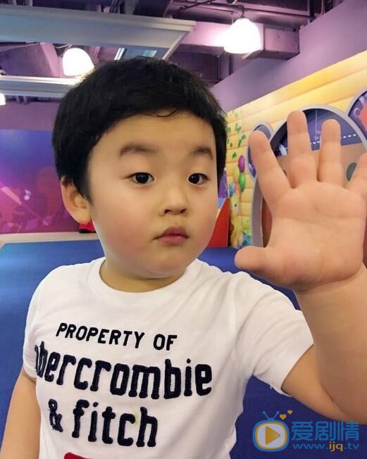 放開我北鼻噗噗是誰？噗噗陳宗暋爸媽是誰？噗噗陳宗暋個人資料介紹