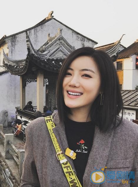 警花與警犬之再上征程顧依依是誰演的？顧依依扮演者李晨熙個人資料、寫真及生活照欣賞