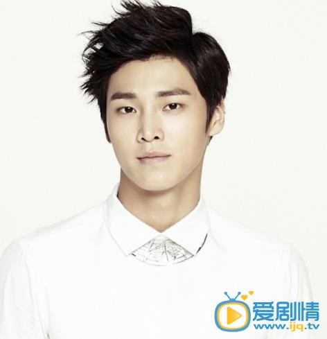 李泰煥個人資料簡介 李泰煥寫真