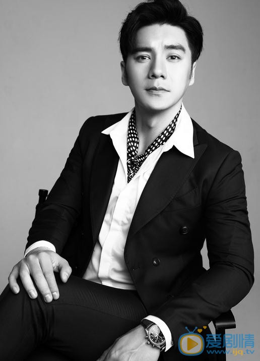 獵毒人印塔是誰演的？印塔扮演者張露個人資料、寫真及生活照欣賞