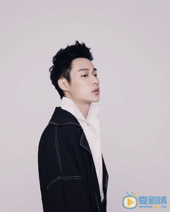 李卓陽個人資料簡介  李卓陽演藝經歷 李卓陽帥氣寫真