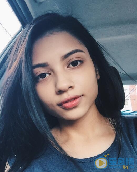 李佩玲美照 李佩玲個人資料介紹