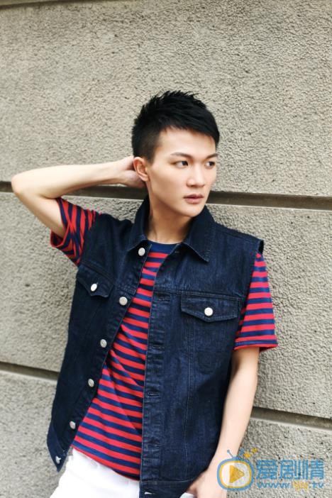 周深個人資料簡介  周深家庭演藝經歷