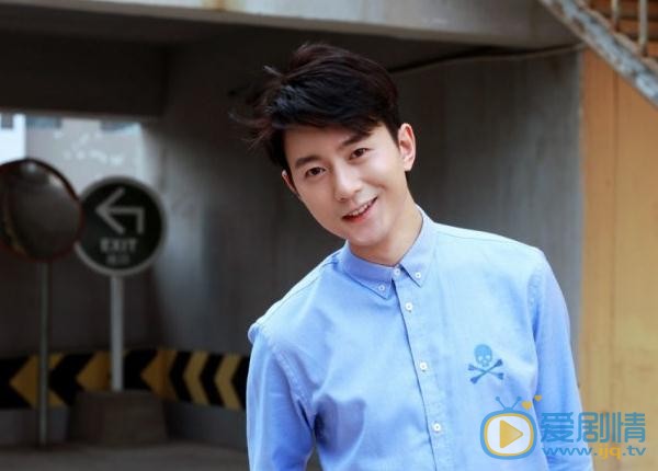 祁漢個人資料簡介 祁漢寫真