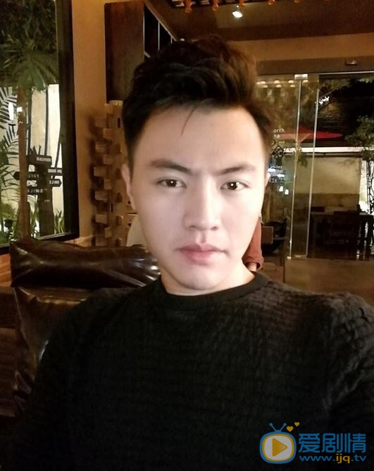 醉玲瓏衛長征是誰扮演的？醉玲瓏衛長征扮演者陳忻澤個人資料、寫真及生活照欣賞